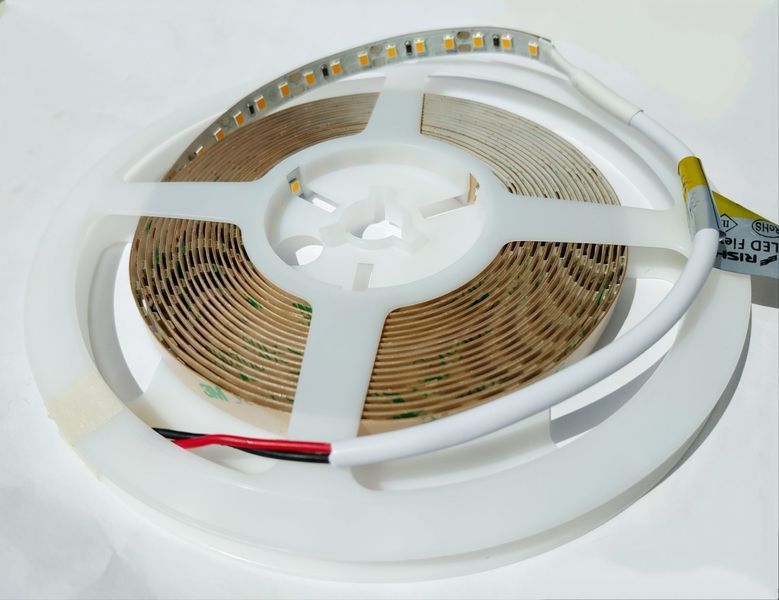 LED лента RISHANG 120-2835-12V-IP33 8,6W 785Lm 13000K 5м (RD08C0TA-B-CW) RD08C0TA-B-CW фото